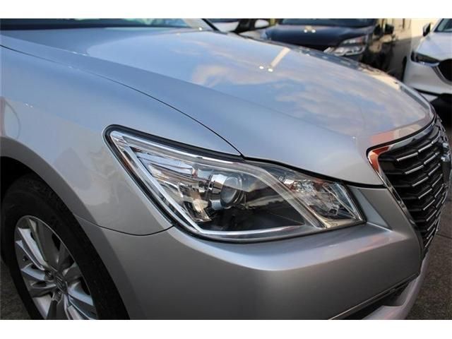 TOYOTA CROWN SEDAN HYBRID 2013 Image 31