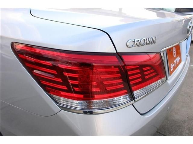 TOYOTA CROWN SEDAN HYBRID 2013 Image 31