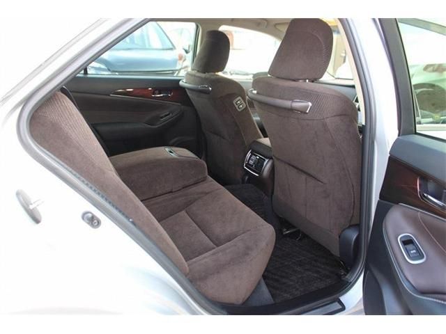 TOYOTA CROWN SEDAN HYBRID 2013 Image 31