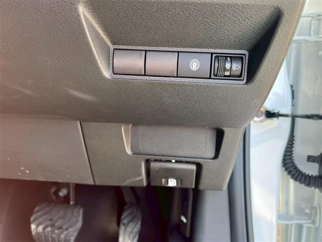 NISSAN NOTE 2025 Image 31