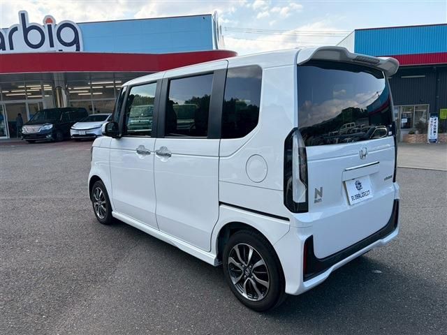 HONDA N BOX CUSTOM 2024 Image 31