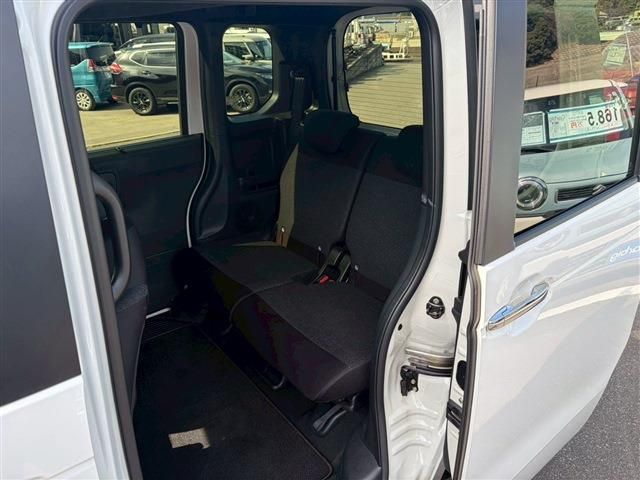 HONDA N BOX CUSTOM 2024 Image 31