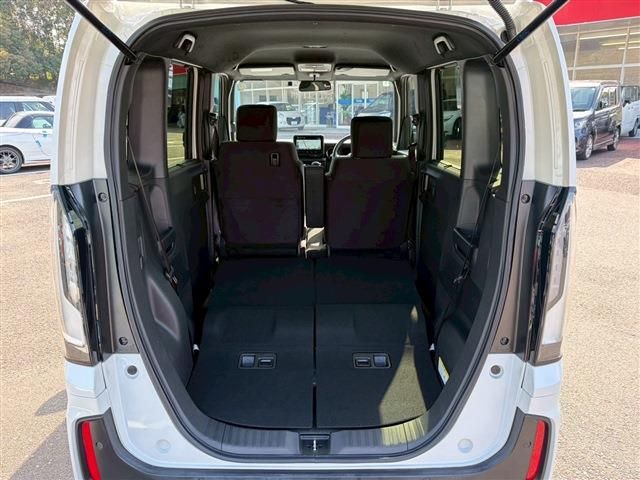 HONDA N BOX CUSTOM 2024 Image 31