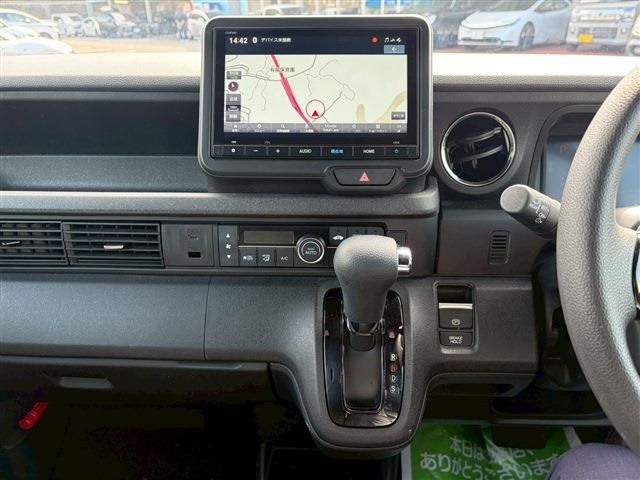 HONDA N BOX CUSTOM 2024 Image 31