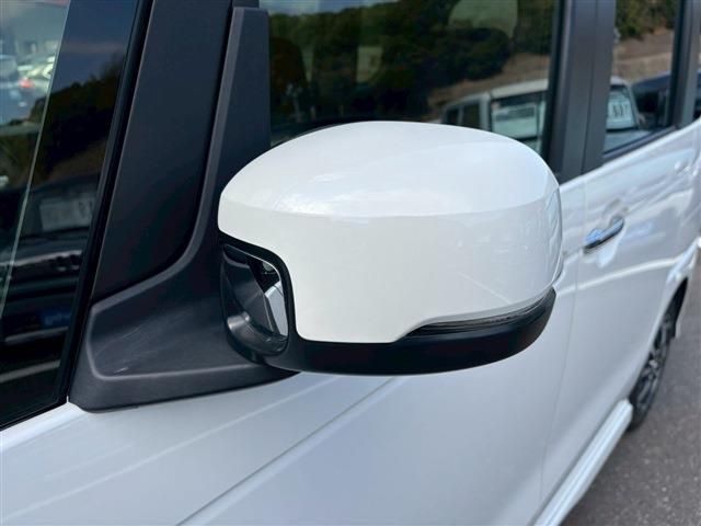 HONDA N BOX CUSTOM 2024 Image 31