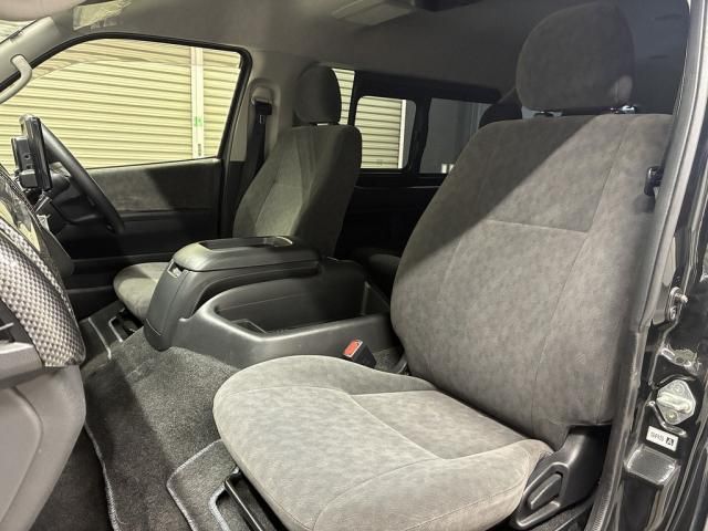 TOYOTA HIACE WAGON 2022 Image 31