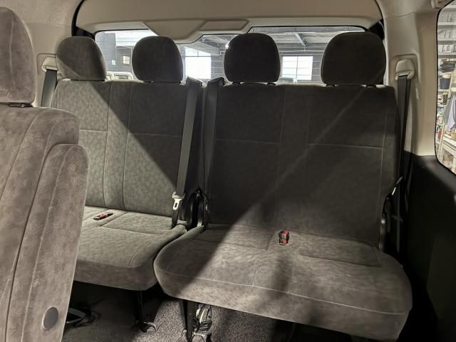 TOYOTA HIACE WAGON 2022 Image 31