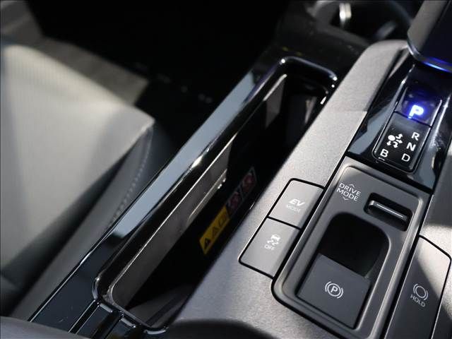 TOYOTA PRIUS 2024 Image 31