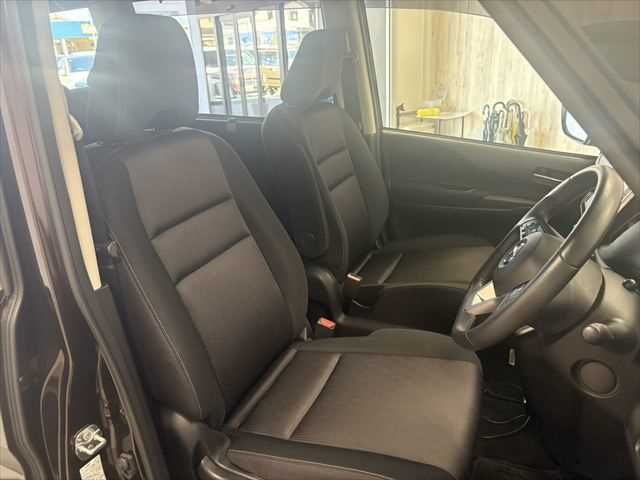 NISSAN SERENA  S-HYBRID 2018 Image 31