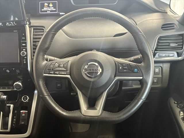 NISSAN SERENA  S-HYBRID 2018 Image 31