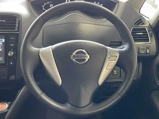 NISSAN SERENA  S-HYBRID 2014 Image 31