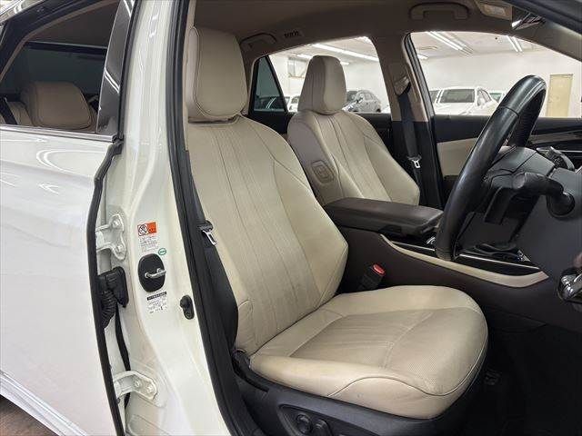 TOYOTA CROWN SEDAN HYBRID 2018 Image 31