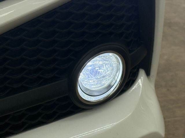 TOYOTA CROWN SEDAN HYBRID 2018 Image 31