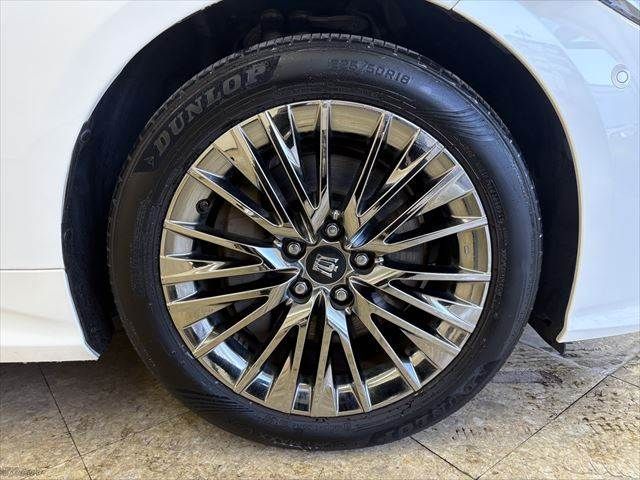 TOYOTA CROWN SEDAN HYBRID 2018 Image 31