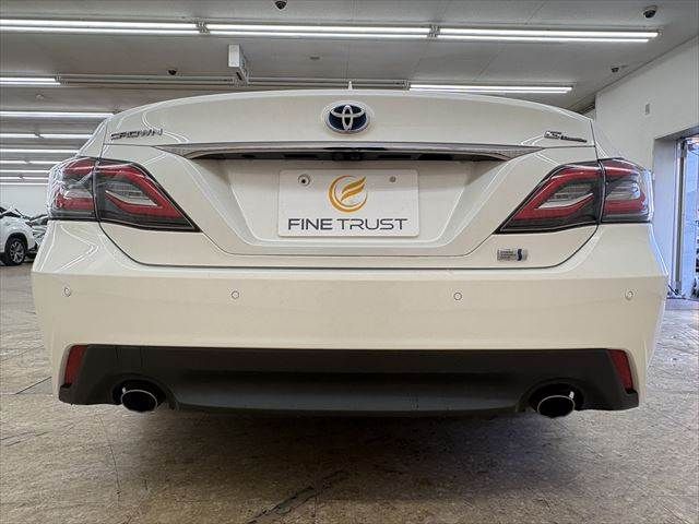 TOYOTA CROWN SEDAN HYBRID 2018 Image 31