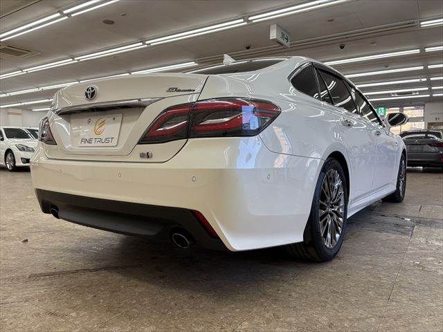 TOYOTA CROWN SEDAN HYBRID 2018 Image 31