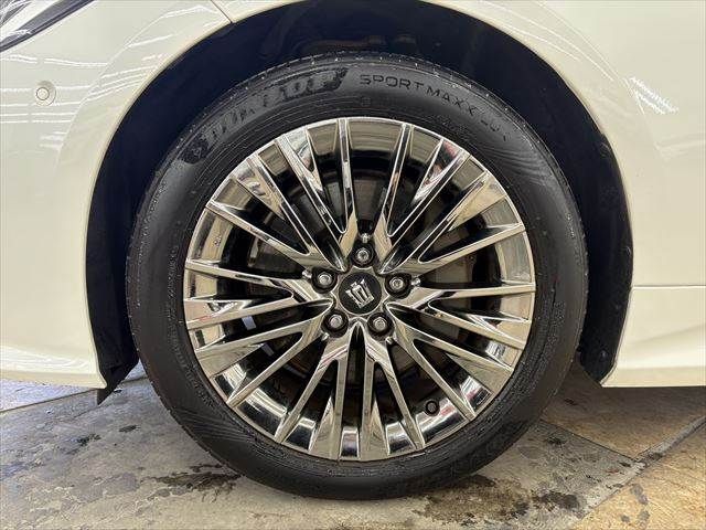 TOYOTA CROWN SEDAN HYBRID 2018 Image 31