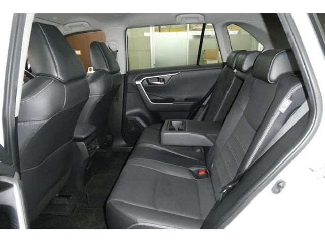TOYOTA RAV4 4WD 2023 Image 31