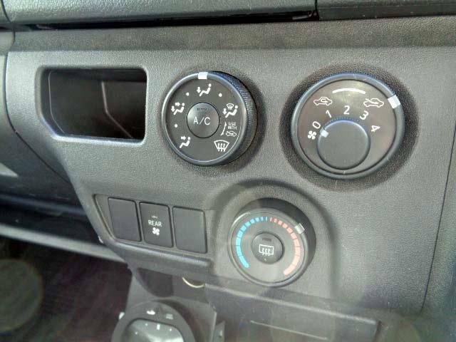 TOYOTA HIACE WAGON 2016 Image 31