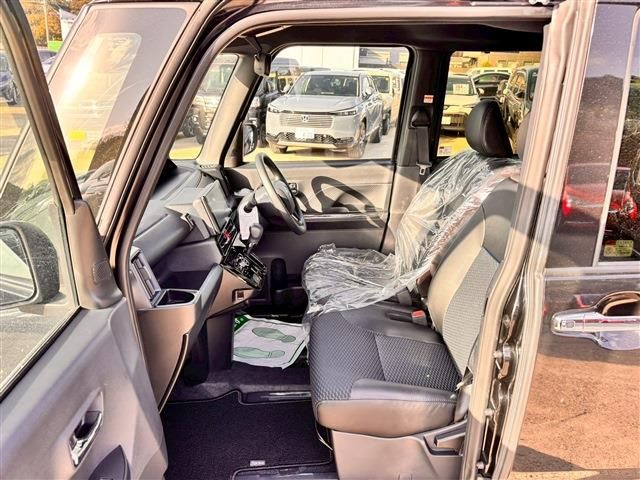 DAIHATSU TANTO CUSTOM 2025 Image 31