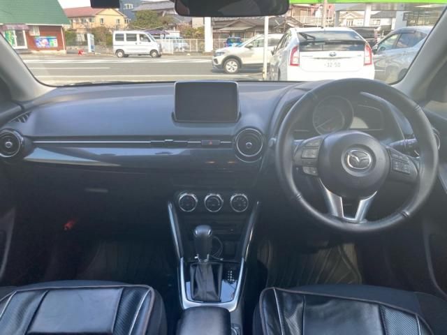 MAZDA DEMIO 2015 Image 31