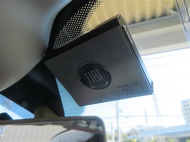 FIAT 500C 2017 Image 31