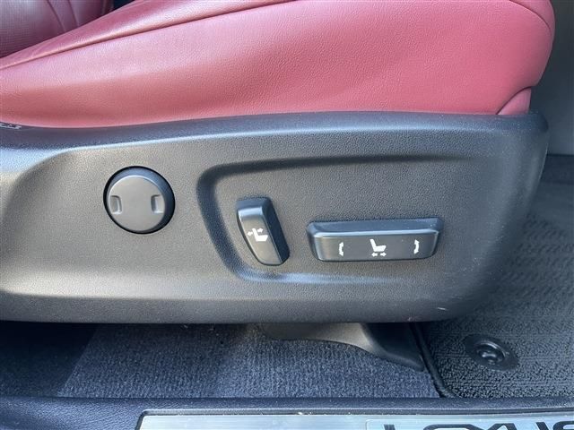 TOYOTA LEXUS RX200T 2017 Image 31