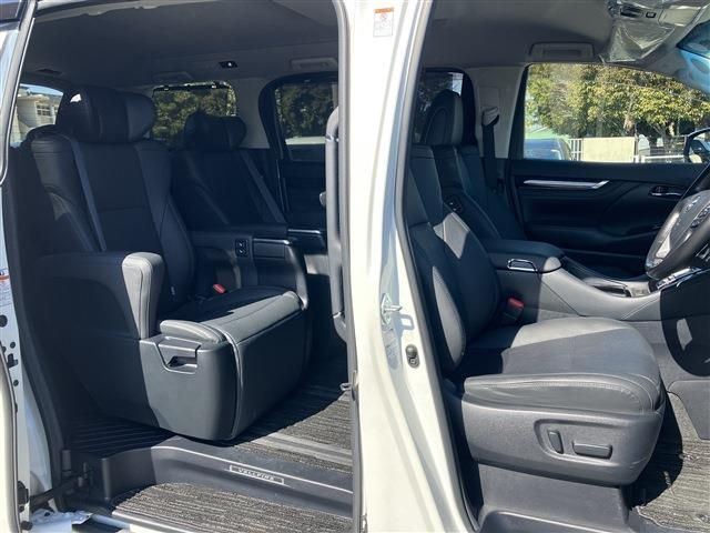 TOYOTA VELLFIRE 2021 Image 31