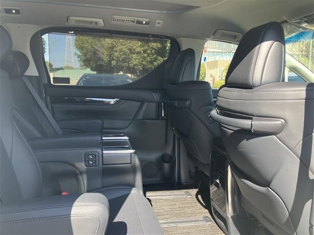 TOYOTA VELLFIRE 2021 Image 31