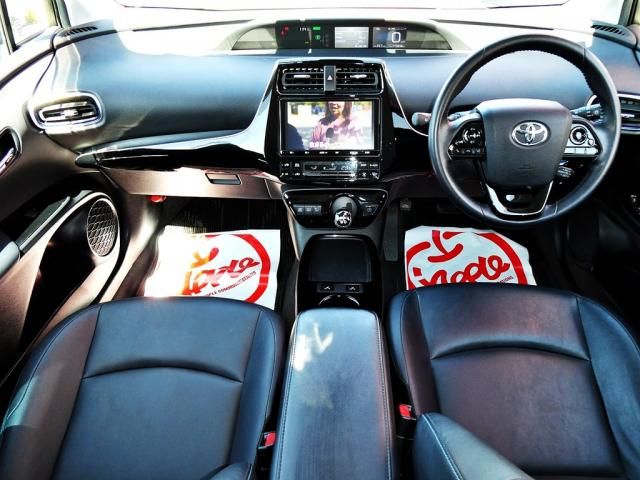 TOYOTA PRIUS 2019 Image 31