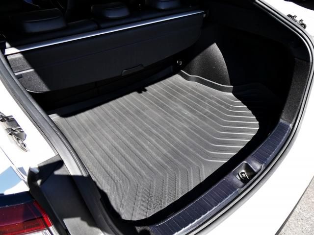 TOYOTA PRIUS 2019 Image 31