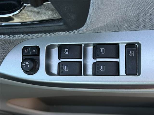 DAIHATSU CAST STYLE 2017 Image 31