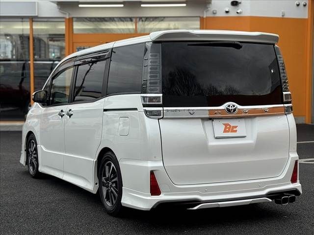TOYOTA VOXY 2019 Image 31