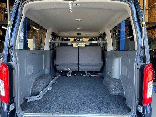 NISSAN NV350 CARAVAN 4WD 2017 Image 31