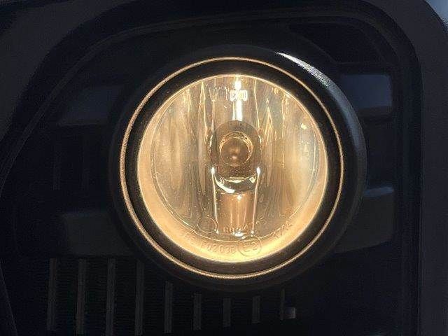 NISSAN NV350 CARAVAN 4WD 2017 Image 31