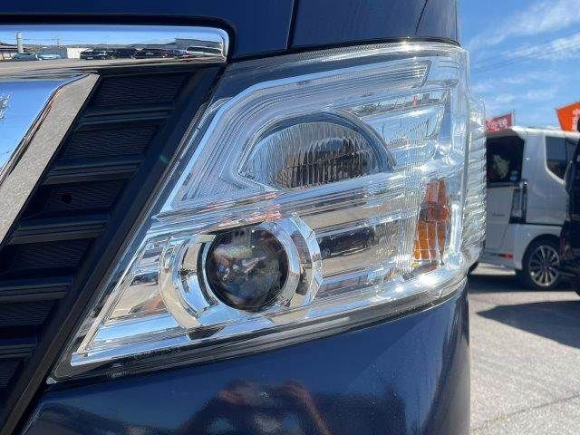 NISSAN NV350 CARAVAN 4WD 2017 Image 31