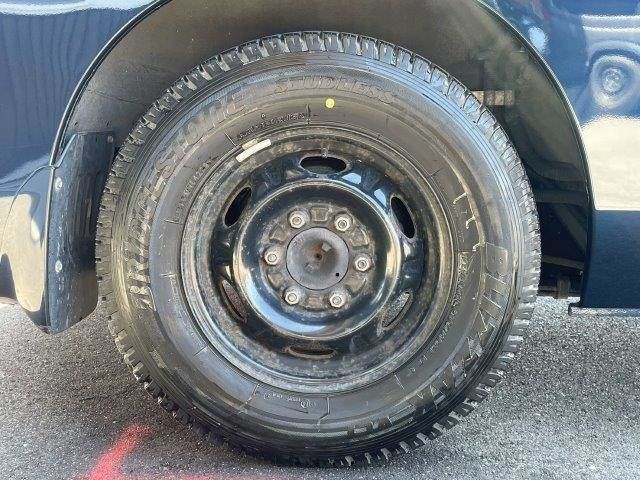 NISSAN NV350 CARAVAN 4WD 2017 Image 31