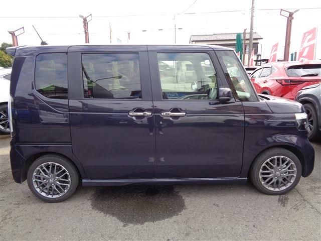 HONDA N BOX CUSTOM 2024 Image 31