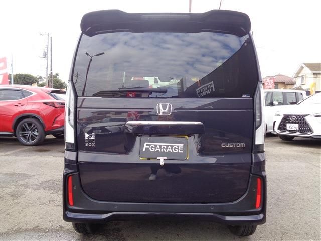 HONDA N BOX CUSTOM 2024 Image 31