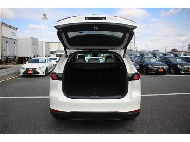 MAZDA CX-60 2023 Image 31