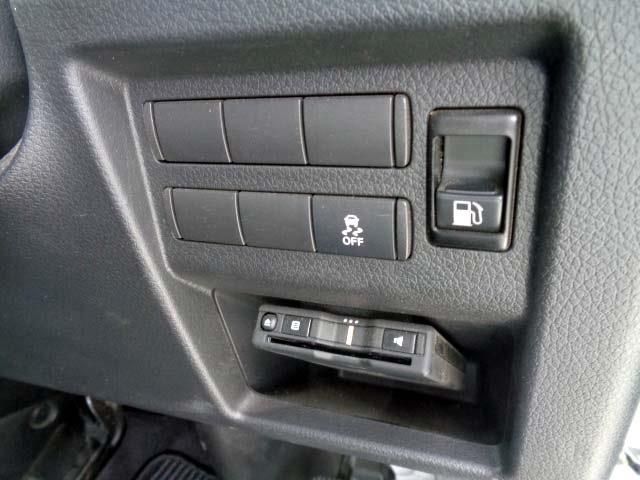 NISSAN CARAVAN VAN 2WD 2022 Image 31