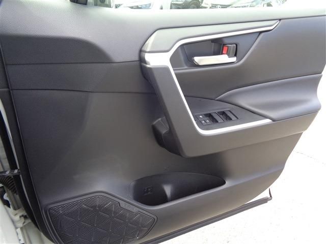 TOYOTA RAV4 2WD 2020 Image 31