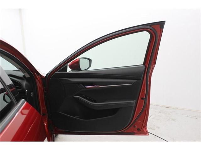 MAZDA 3 SEDAN 2020 Image 31