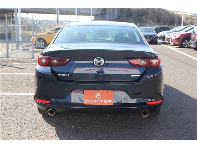 MAZDA 3 SEDAN 2022 Image 31