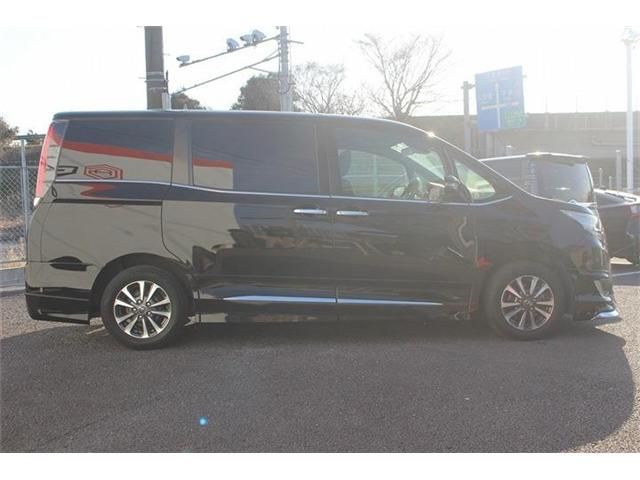 TOYOTA ESQUIRE 2017 Image 31