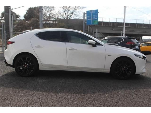 MAZDA 3 FASTBACK 2020 Image 31