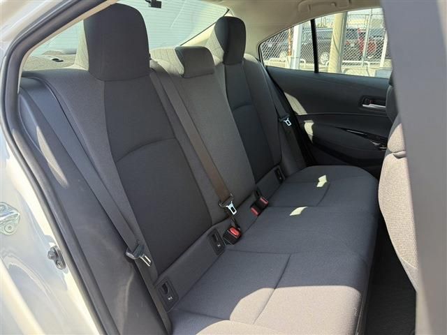 TOYOTA COROLLA SEDAN HYBRID 2020 Image 31