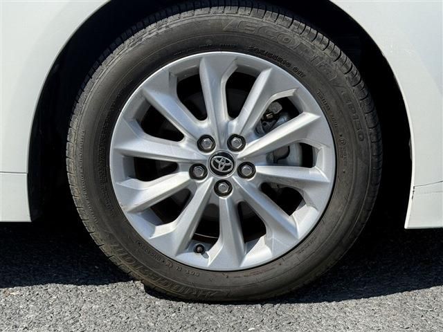 TOYOTA COROLLA SEDAN HYBRID 2020 Image 31