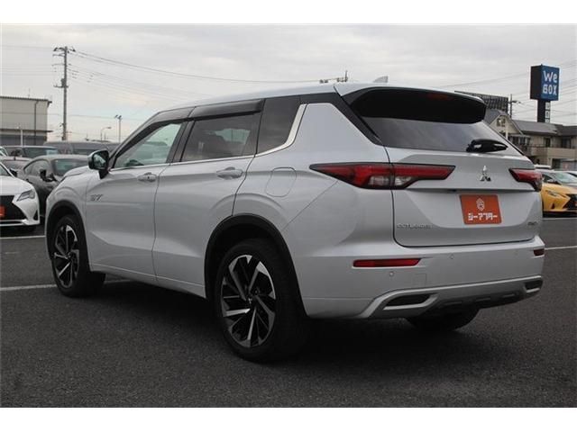 MITSUBISHI OUTLANDER PHEV 2022 Image 31