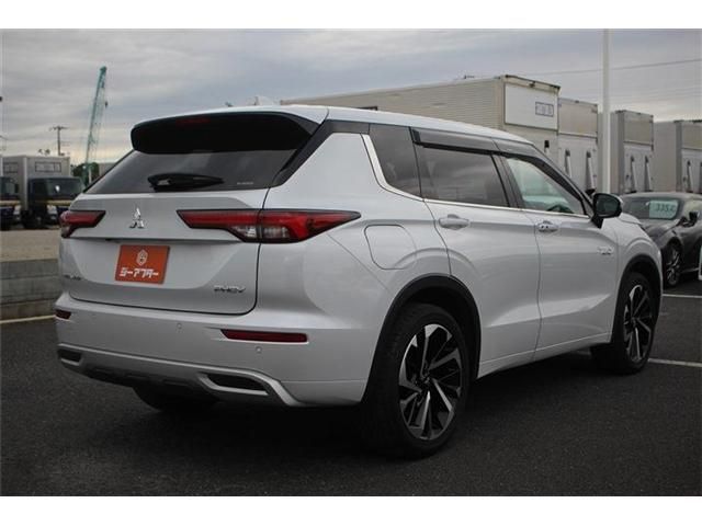 MITSUBISHI OUTLANDER PHEV 2022 Image 31